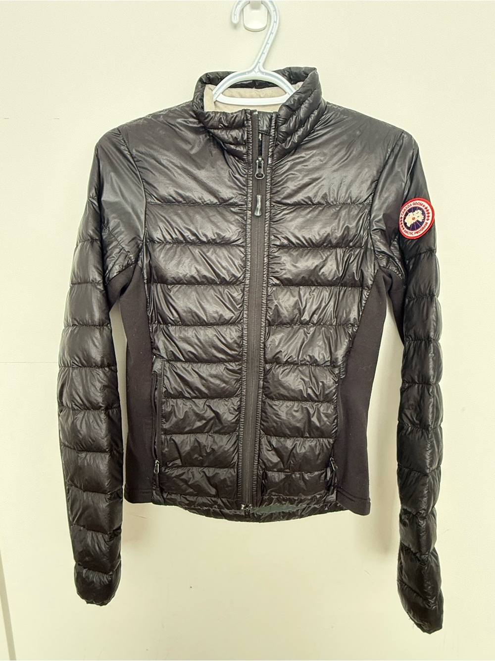 Canada Goose Women's Black Quilted Puffer Jacket with Logo Patch - Picture 2 of 5